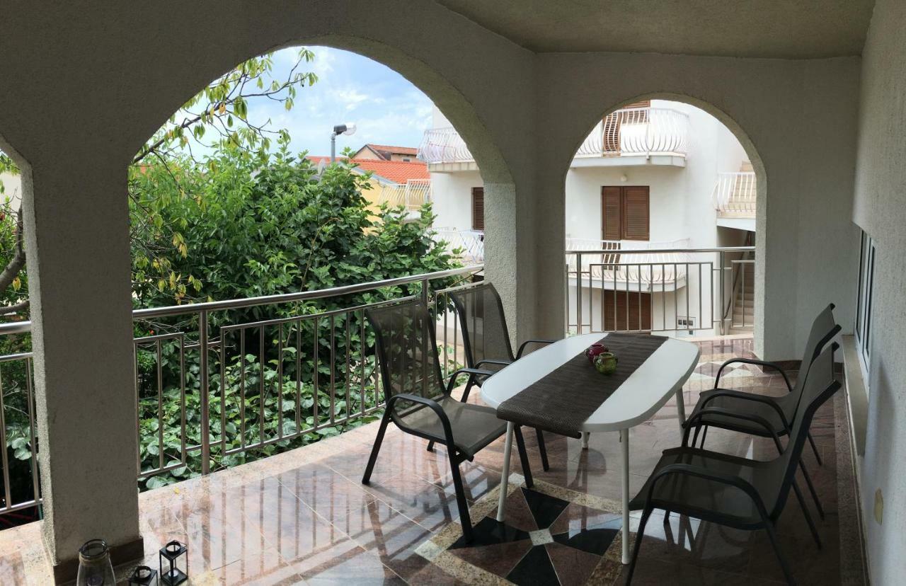 Just Relax - Vodice Apartment Luaran gambar