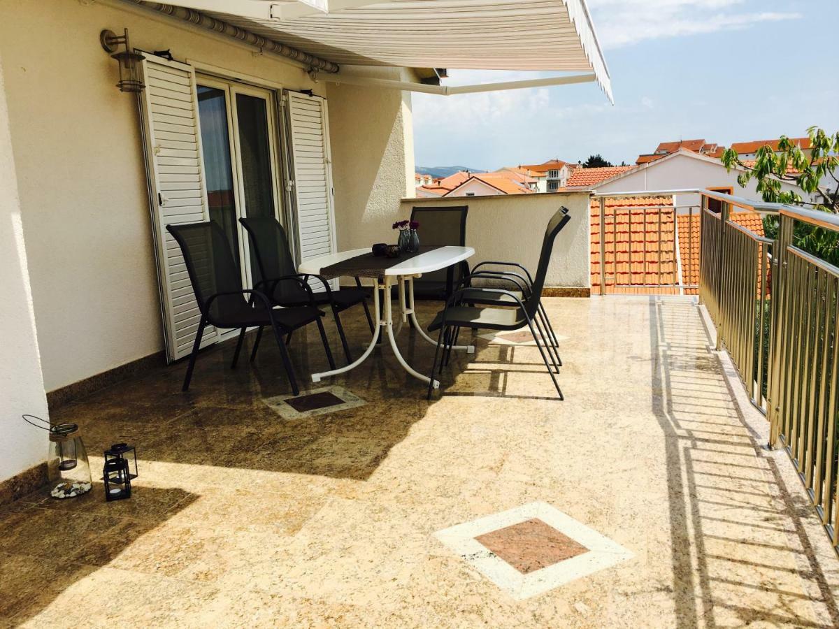 Just Relax - Vodice Apartment Luaran gambar