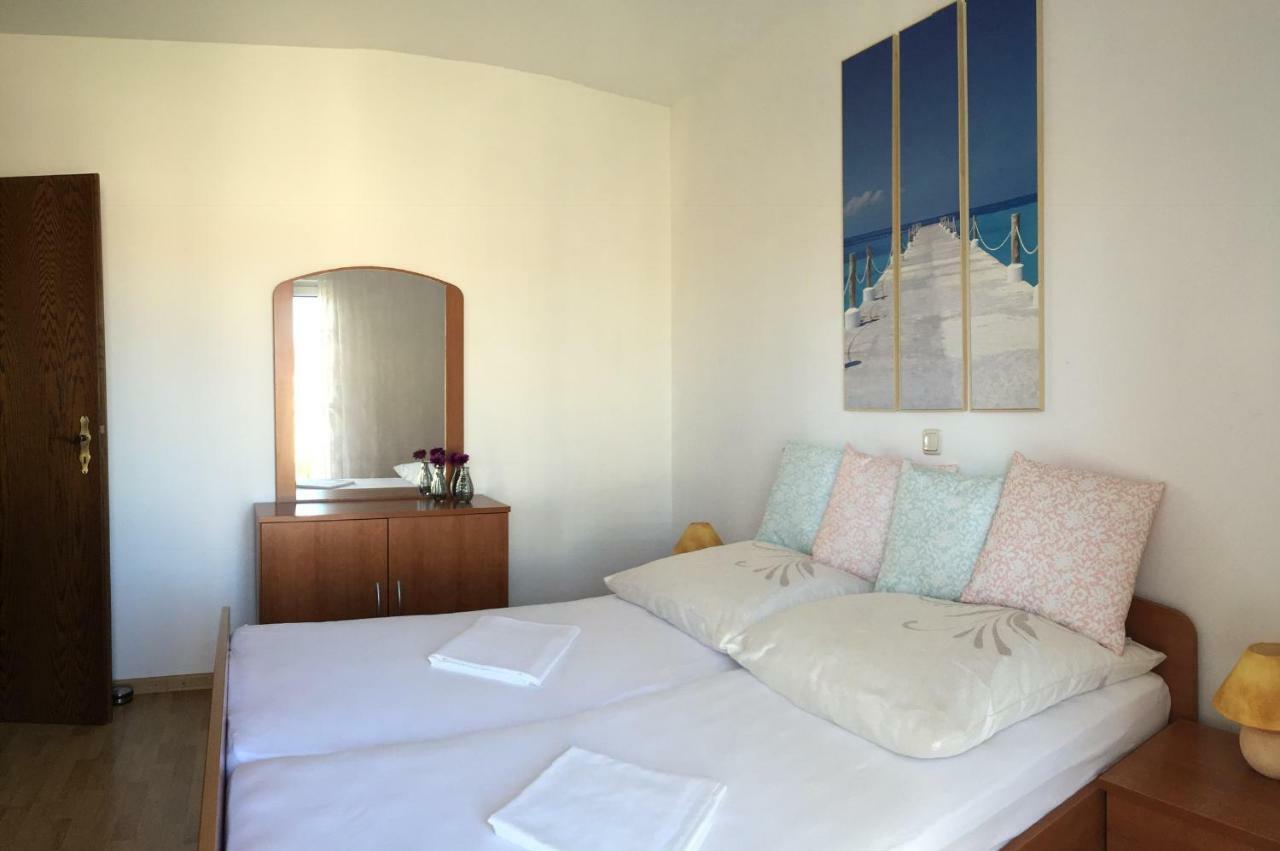 Just Relax - Vodice Apartment Luaran gambar